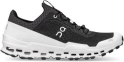 On Running On-Running Cloudultra 14 On Running On-Running Cloudultra -Chaussures on running cloudultra black white 7 us 40 eur black white 0