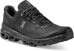 On Running On-Running Cloudventure Waterproof 26 On Running On-Running Cloudventure Waterproof -Chaussures on running cloudventure waterproof men new generation black 7 us 40 eur black 6